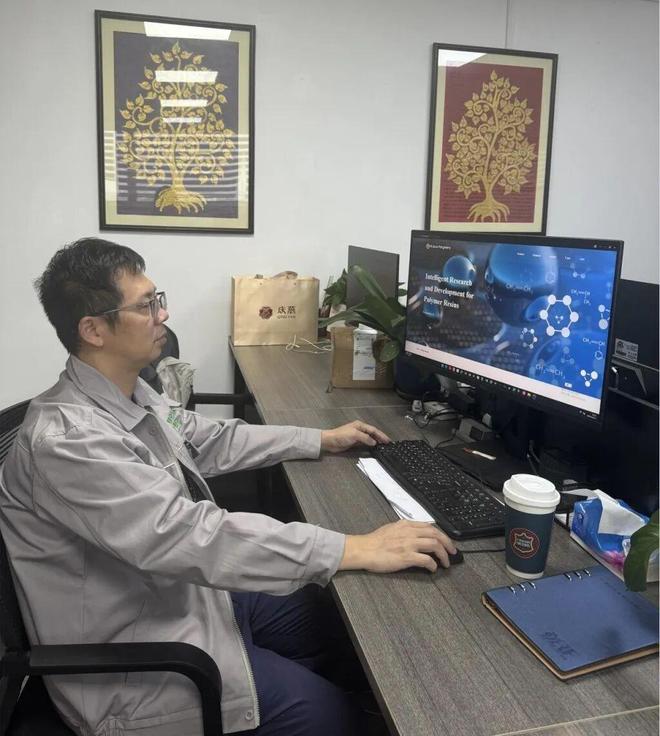 AI赋能新材料产业变革：从智能设计到产线应用上海跑出创新加速度(图3)