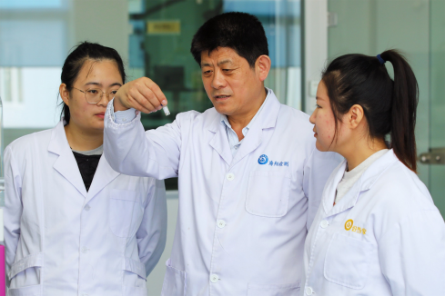 讲述山东海洋故事——孙永军：让海产品住上“立体楼”把论文写在大海上(图3)