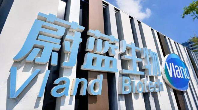 小记者探科技 探秘生命密码：走进生物实验室感受“神奇微生物”的独特魅力(图1)