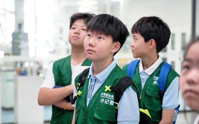 小记者探科技 探秘生命密码：走进生物实验室感受“神奇微生物”的独特魅力(图7)