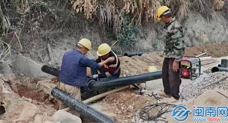 新春走基层·温暖进万家丨云霄：涓涓自来水滴滴润民心(图2)