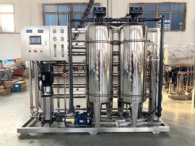 东曦纯水:纯水设备的工业应用解析从电子制造到制药的刚需拆解(图1)