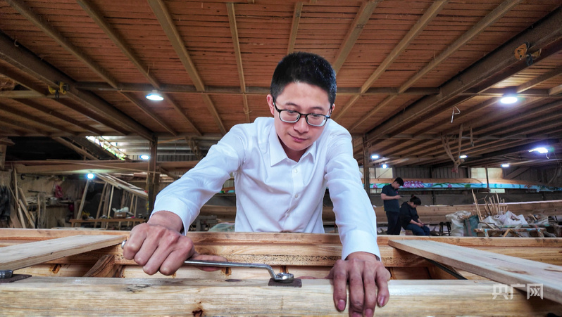 我在侨乡福建造龙舟(图1)