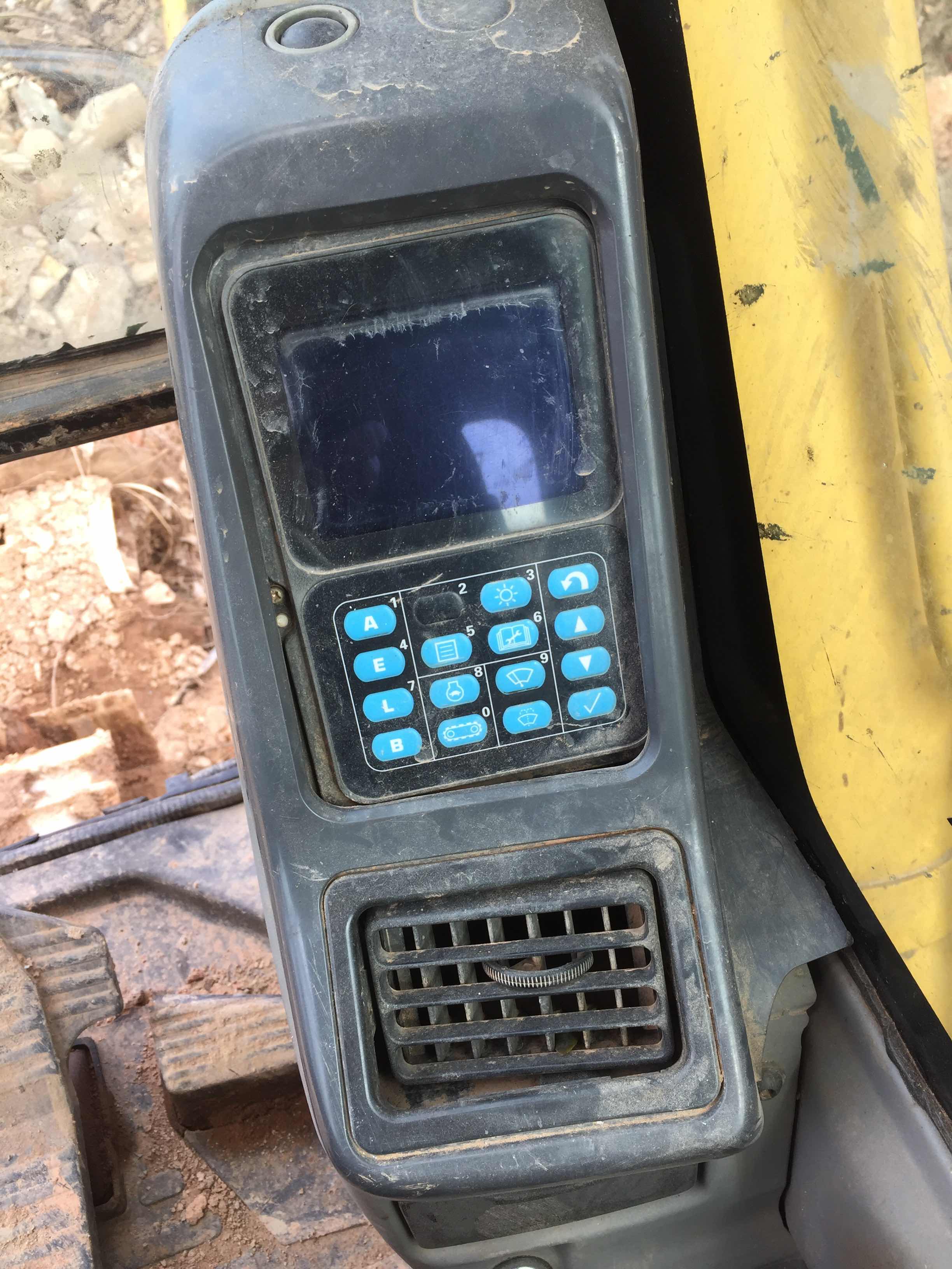 【中联工起二手设备出售】650全地面车起重机（340）