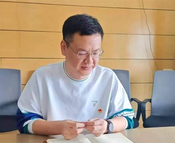 一路走好！7天5位名人离世最小21岁最大45岁(图6)