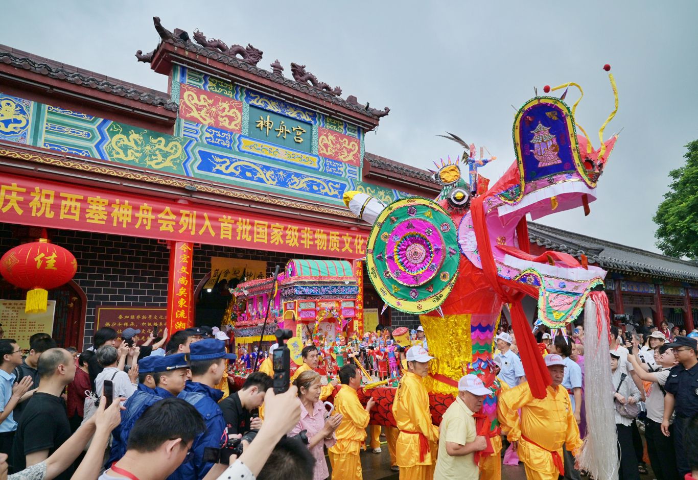 西塞山下送神舟!世界非遗遇上外国青年长江上漂着全人类的平安愿(图4)